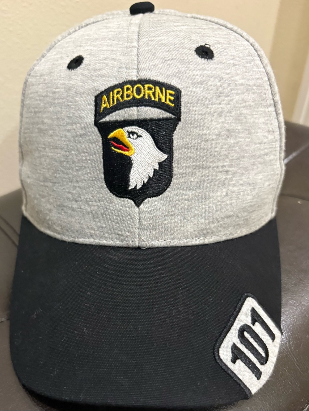 101st Airborne Division Eagle Patch Baseball Cap - Gray & Black, OSFM, like new